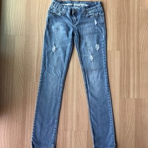 Mudd Jeans - Mudd ripped vintage inspired skinny jeans Mudd Jeans - Mudd ripped vintage inspired skinny jeans